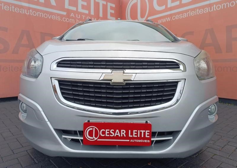 //www.autoline.com.br/carro/chevrolet/spin-18-ltz-7l-8v-flex-4p-automatico/2014/curitiba-pr/24931773