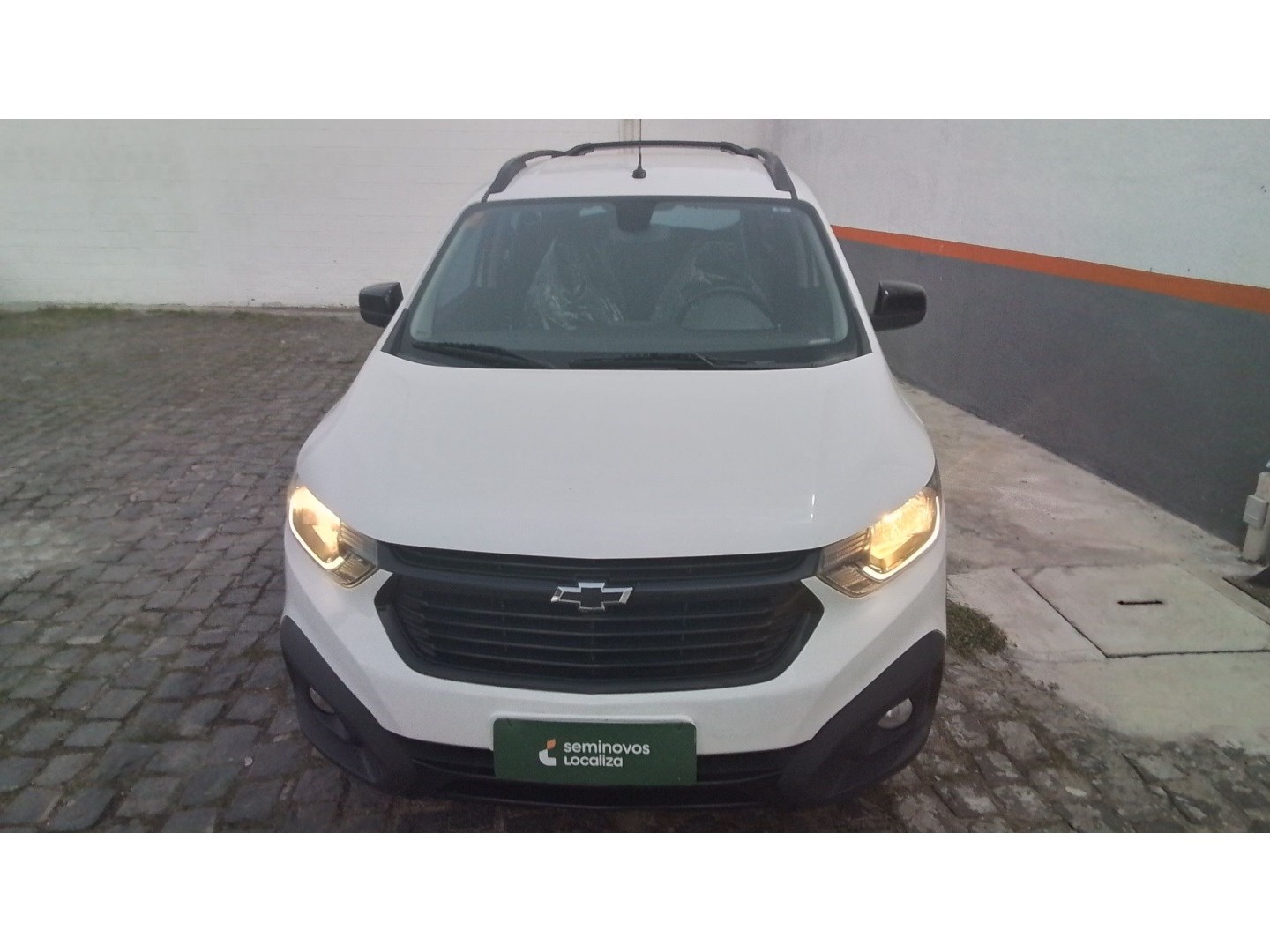 //www.autoline.com.br/carro/chevrolet/spin-18-activ-7l-8v-flex-4p-automatico/2022/itabuna-ba/25000172