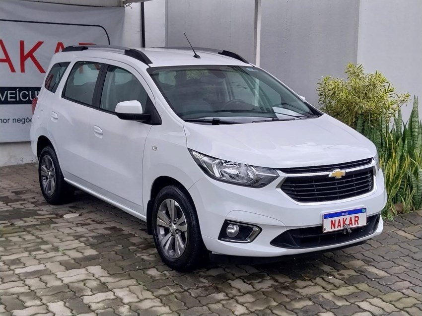 //www.autoline.com.br/carro/chevrolet/spin-18-premier-7l-8v-flex-4p-automatico/2023/porto-alegre-rs/25007639