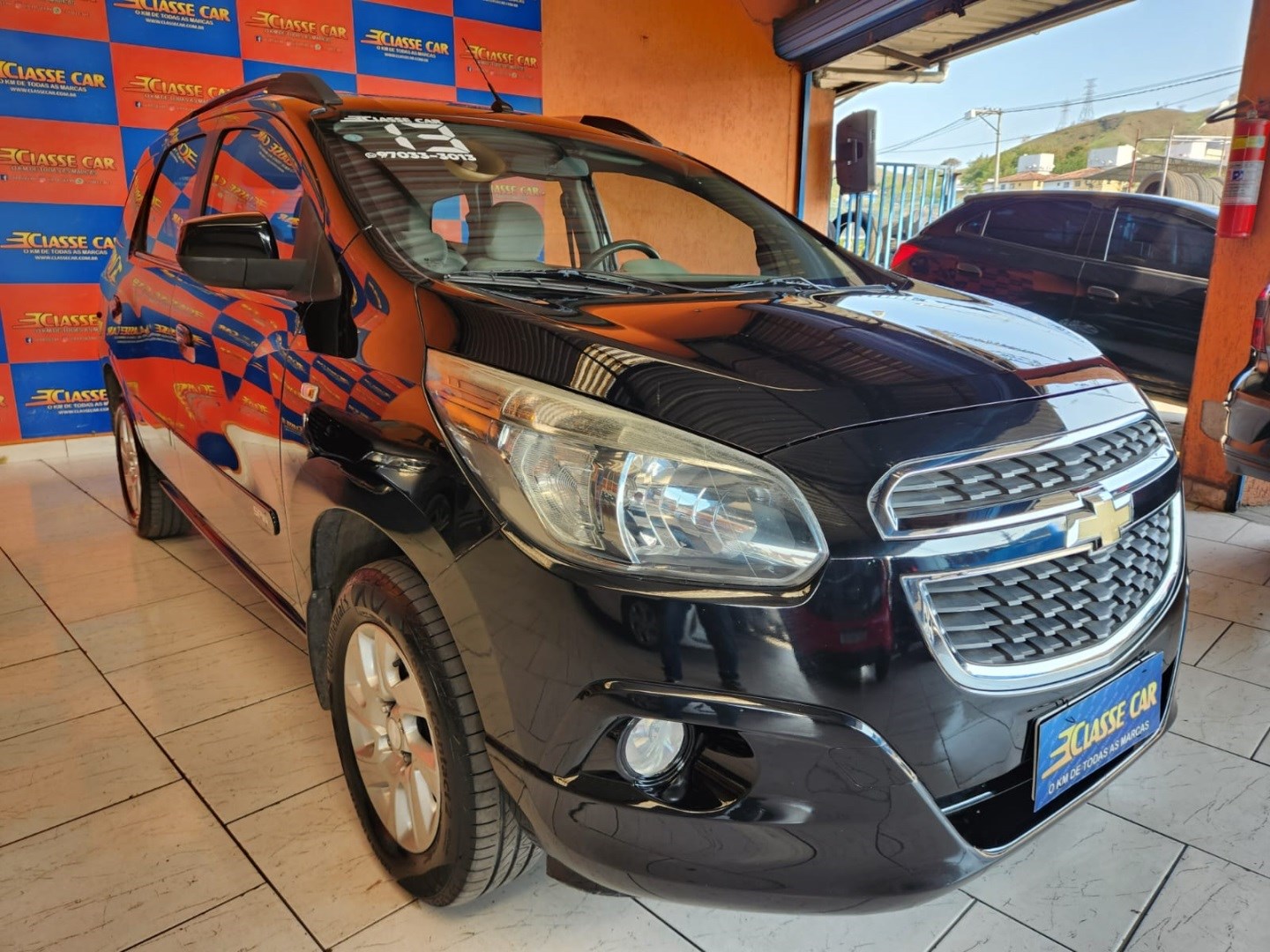 //www.autoline.com.br/carro/chevrolet/spin-18-ltz-7l-8v-flex-4p-automatico/2013/sao-goncalo-rj/25029481