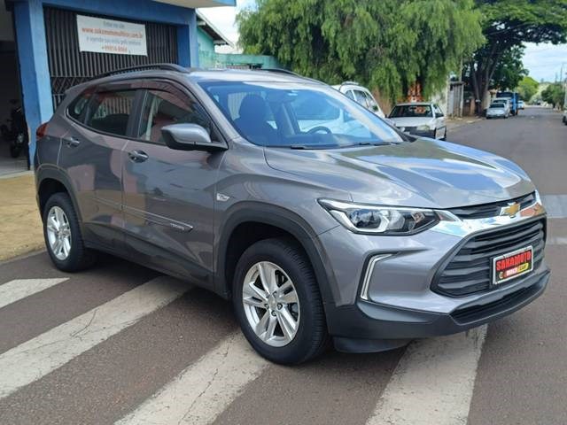 //www.autoline.com.br/carro/chevrolet/tracker-10-turbo-lt-12v-flex-4p-automatico/2022/botucatu-sp/22178892