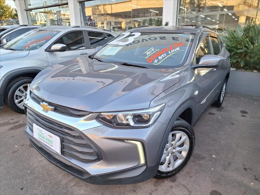 //www.autoline.com.br/carro/chevrolet/tracker-10-turbo-12v-flex-4p-automatico/2023/curitiba-pr/22899198
