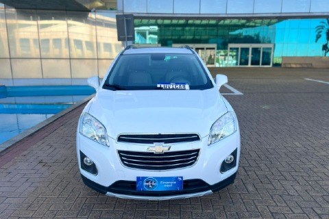 //www.autoline.com.br/carro/chevrolet/tracker-18-ltz-fwd-16v-flex-4p-automatico/2016/paulinia-sp/23937119