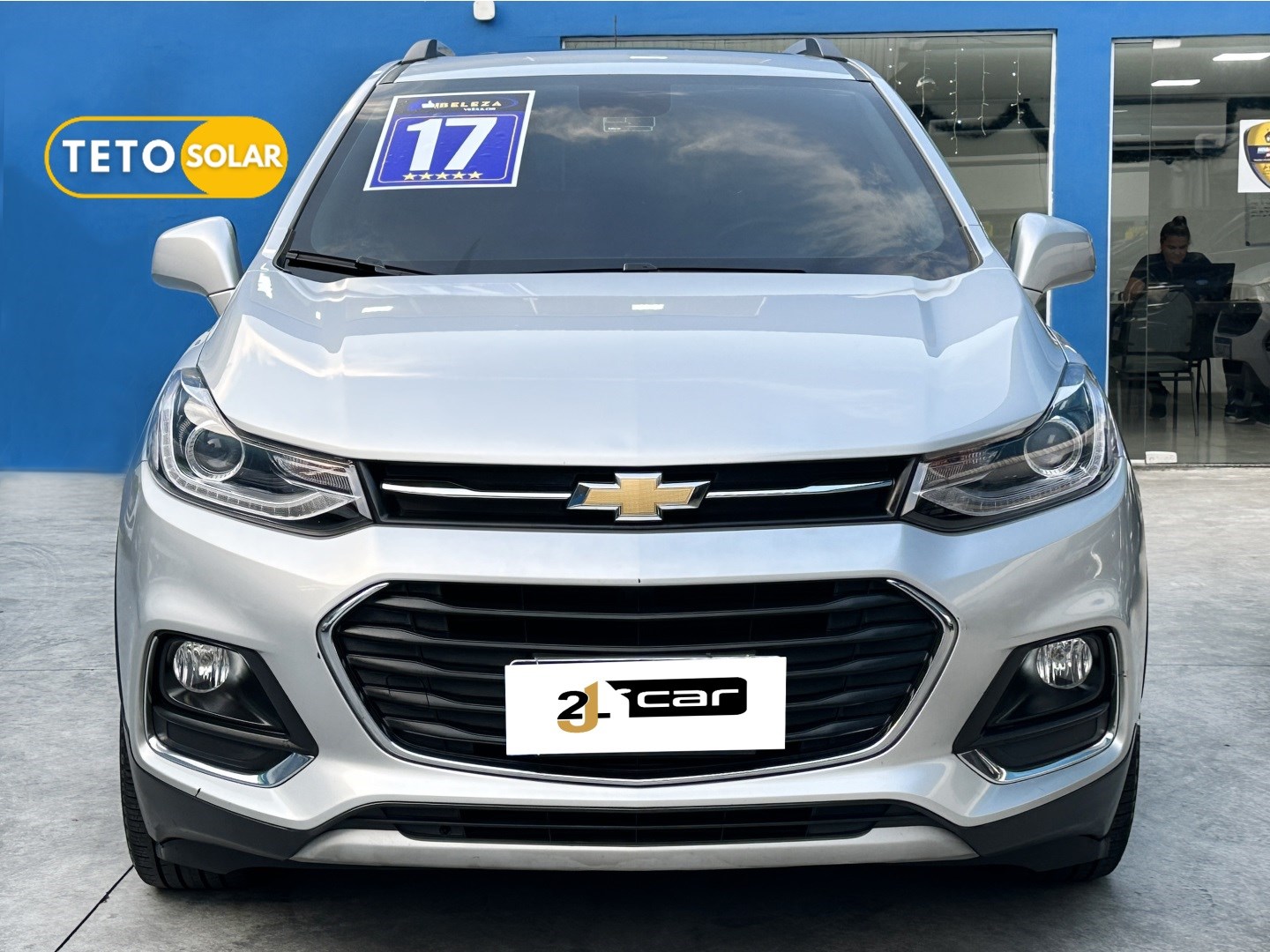//www.autoline.com.br/carro/chevrolet/tracker-14-ltz-16v-flex-4p-turbo-automatico/2017/rio-de-janeiro-rj/24039211