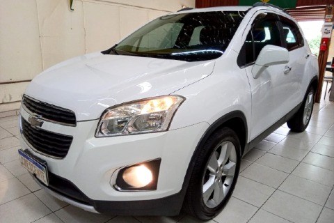 //www.autoline.com.br/carro/chevrolet/tracker-18-ltz-fwd-16v-flex-4p-automatico/2014/sao-paulo-sp/24155041