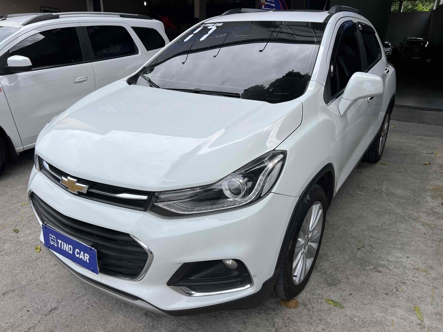 //www.autoline.com.br/carro/chevrolet/tracker-14-ltz-16v-flex-4p-turbo-automatico/2017/rio-de-janeiro-rj/24547100