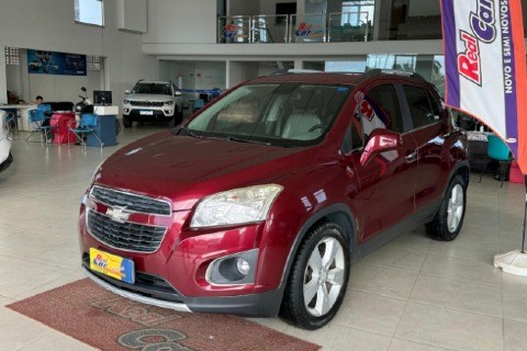 //www.autoline.com.br/carro/chevrolet/tracker-18-ltz-fwd-16v-flex-4p-automatico/2015/eunapolis-ba/24674446