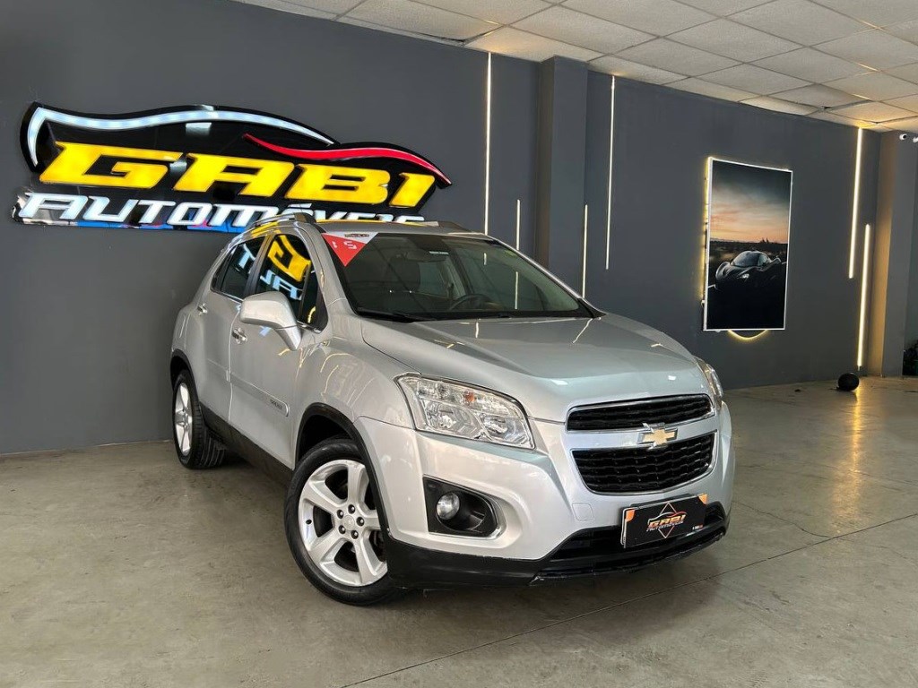 //www.autoline.com.br/carro/chevrolet/tracker-18-ltz-fwd-16v-flex-4p-automatico/2015/sao-joao-de-meriti-rj/24791848