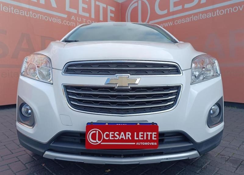 //www.autoline.com.br/carro/chevrolet/tracker-18-ltz-fwd-16v-flex-4p-automatico/2016/curitiba-pr/24931940