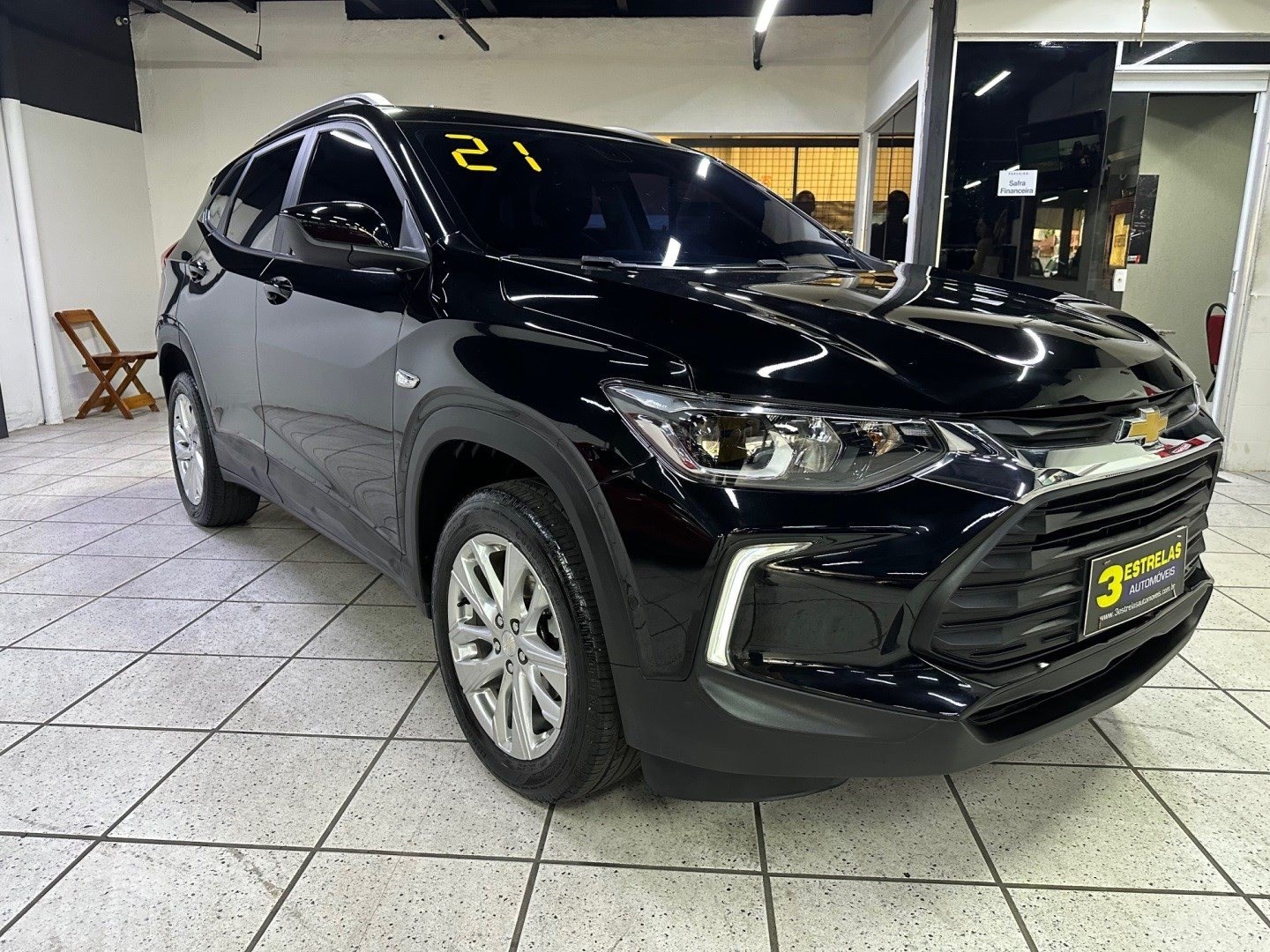 //www.autoline.com.br/carro/chevrolet/tracker-12-turbo-ltz-12v-flex-4p-automatico/2021/rio-de-janeiro-rj/24942357