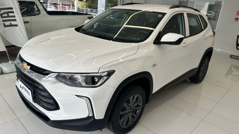 //www.autoline.com.br/carro/chevrolet/tracker-10-turbo-12v-flex-4p-automatico/2023/cascavel-pr/25021666
