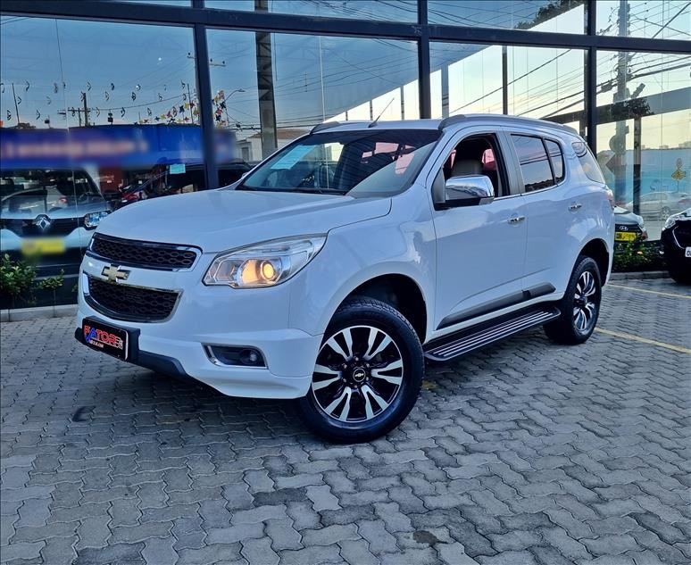 //www.autoline.com.br/carro/chevrolet/trailblazer-28-ltz-16v-diesel-4p-4x4-turbo-automatico/2013/campinas-sp/23979785