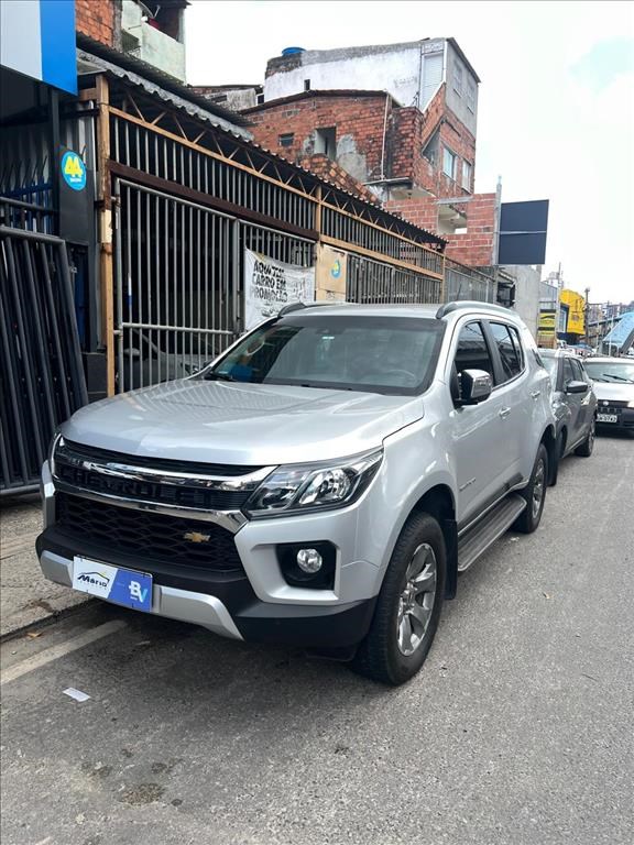//www.autoline.com.br/carro/chevrolet/trailblazer-28-premier-7l-16v-diesel-4p-4x4-turbo-automat/2022/salvador-ba/24878164