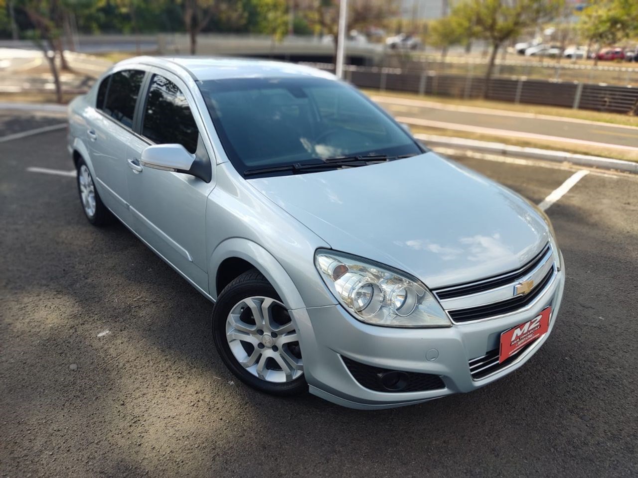 //www.autoline.com.br/carro/chevrolet/vectra-20-sedan-elegance-8v-flex-4p-automatico/2011/sao-jose-do-rio-preto-sp/24149328
