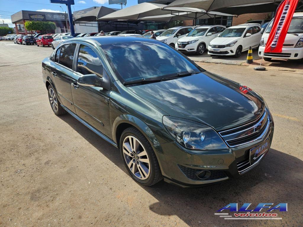 //www.autoline.com.br/carro/chevrolet/vectra-20-sedan-collection-8v-flex-4p-automatico/2011/brasilia-df/24155214