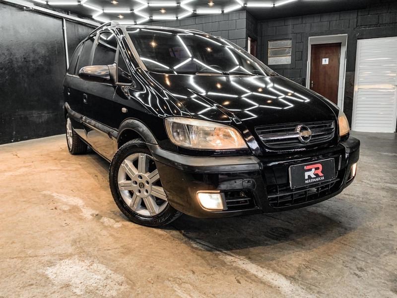 //www.autoline.com.br/carro/chevrolet/zafira-20-l-elegance-8v-flex-4p-manual/2008/artur-nogueira-sp/25032140