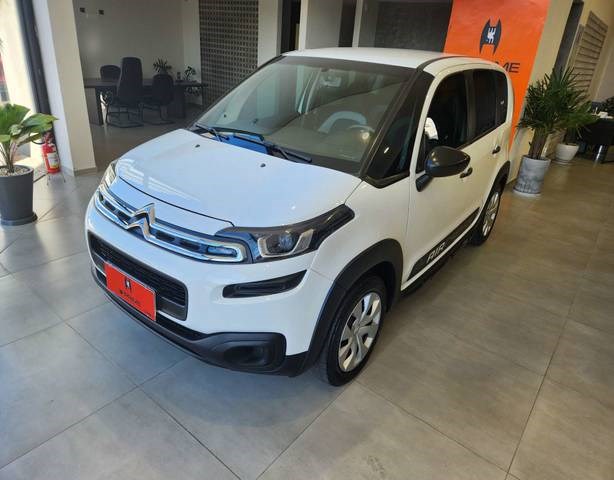//www.autoline.com.br/carro/citroen/aircross-16-start-16v-flex-4p-manual/2019/espirito-santo-do-pinhal-sp/23157699