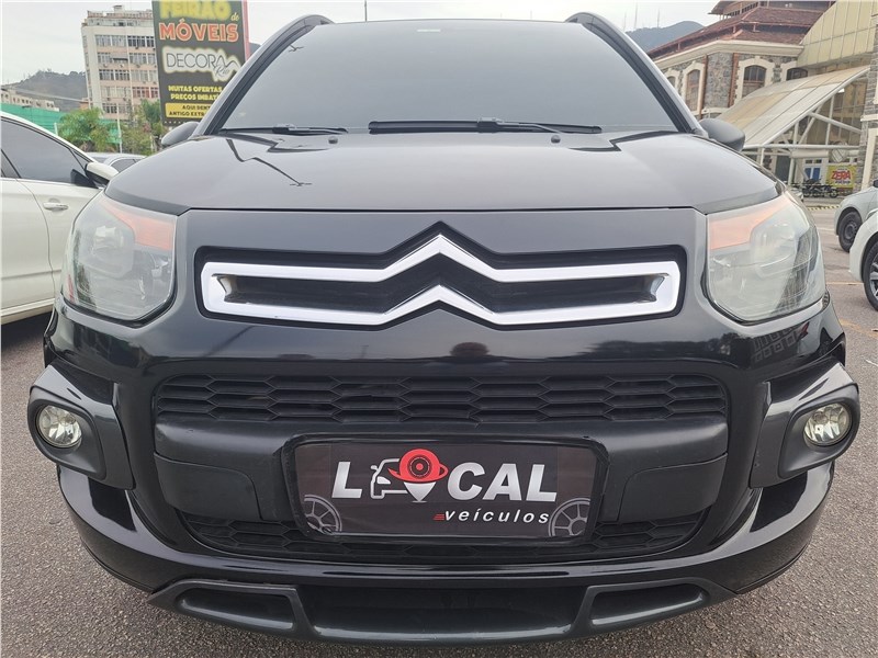 //www.autoline.com.br/carro/citroen/aircross-16-tendance-salomon-16v-flex-4p-manual/2015/rio-de-janeiro-rj/23982238
