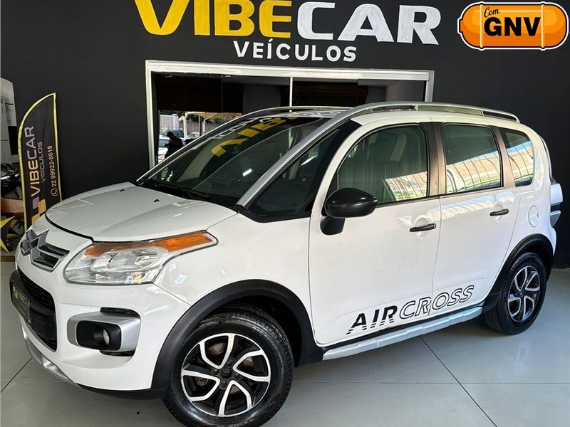 //www.autoline.com.br/carro/citroen/aircross-16-glx-atacama-16v-flex-4p-manual/2013/araruama-rj/24158899