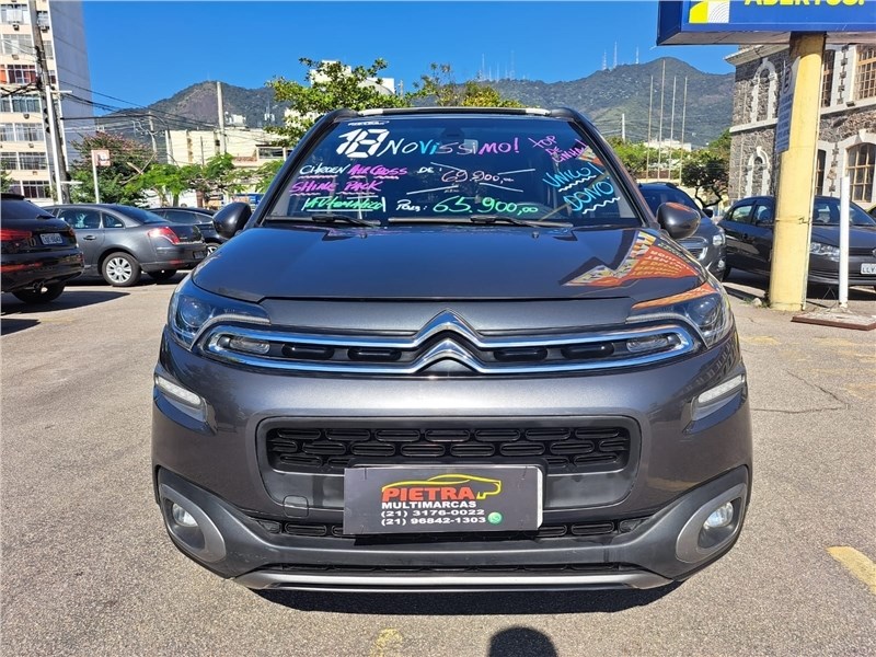 //www.autoline.com.br/carro/citroen/aircross-16-shine-16v-flex-4p-automatico/2018/rio-de-janeiro-rj/24729594