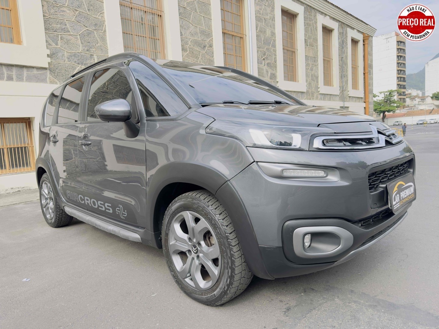 //www.autoline.com.br/carro/citroen/aircross-16-shine-16v-flex-4p-automatico/2018/rio-de-janeiro-rj/24850672