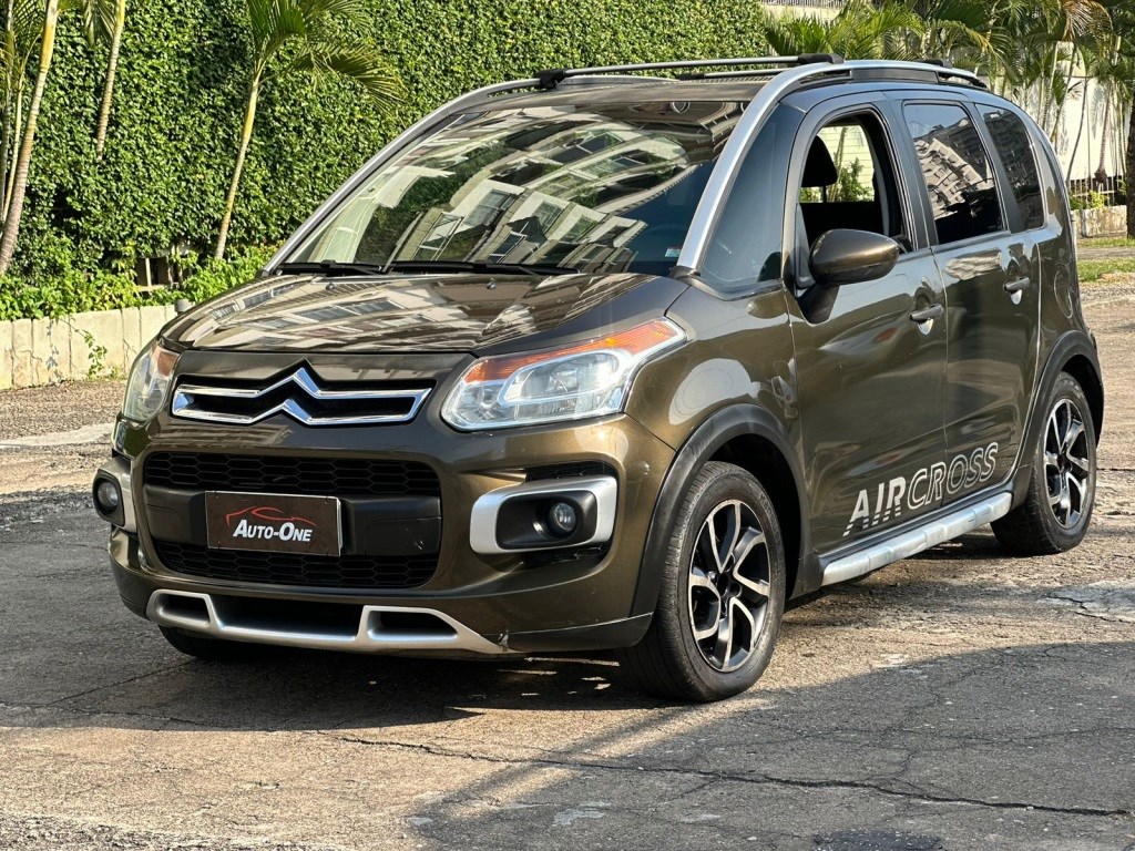 //www.autoline.com.br/carro/citroen/aircross-16-glx-16v-flex-4p-manual/2012/rio-de-janeiro-rj/24879273