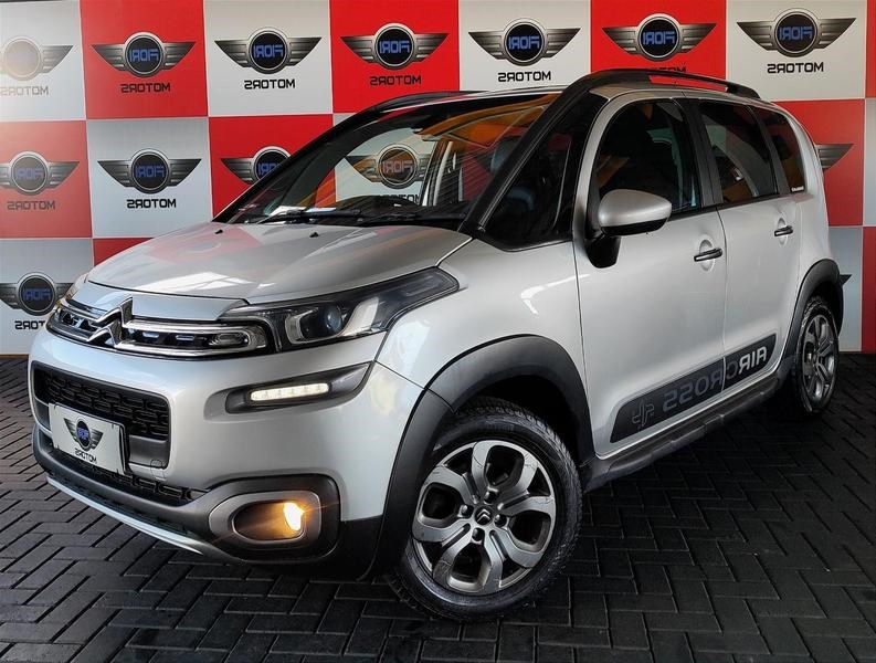 //www.autoline.com.br/carro/citroen/aircross-16-shine-16v-flex-4p-automatico/2016/curitiba-pr/24883049