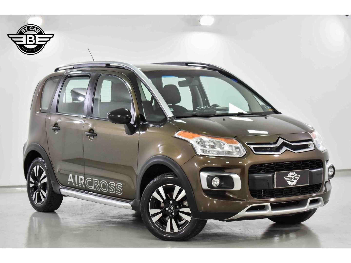 //www.autoline.com.br/carro/citroen/aircross-16-glx-atacama-16v-flex-4p-manual/2014/belo-horizonte-mg/24946019