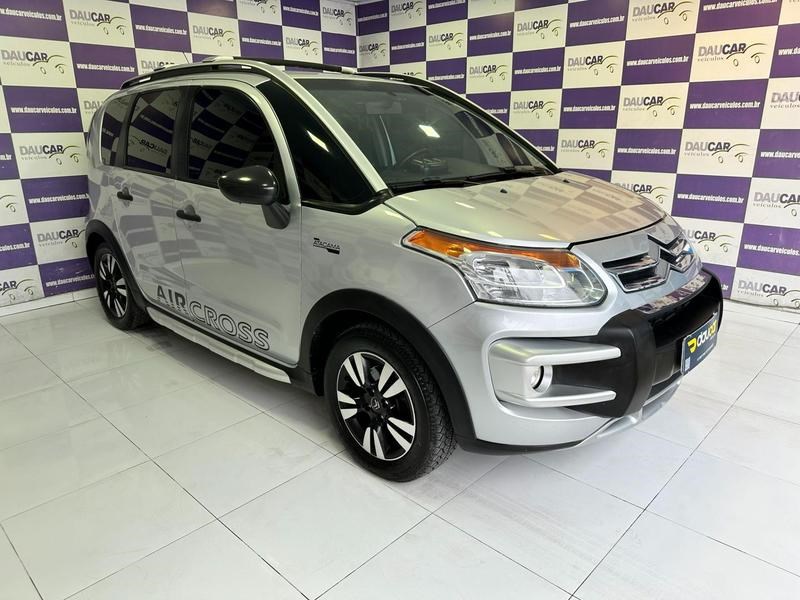 //www.autoline.com.br/carro/citroen/aircross-16-exclusive-atacama-16v-flex-4p-manual/2014/joinville-sc/24963255