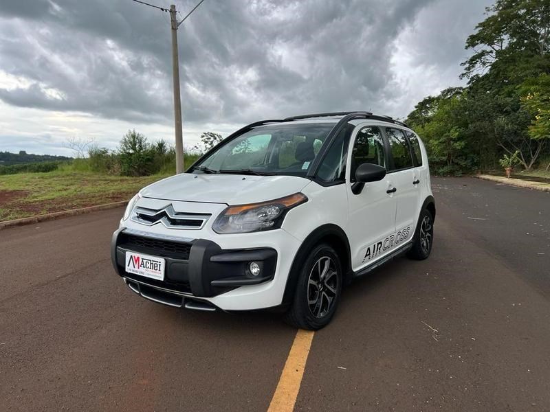 //www.autoline.com.br/carro/citroen/aircross-16-tendance-salomon-16v-flex-4p-automatico/2015/ribeirao-preto-sp/25017985