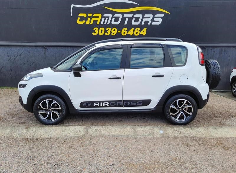//www.autoline.com.br/carro/citroen/aircross-16-feel-16v-flex-4p-automatico/2017/curitiba-pr/25024748