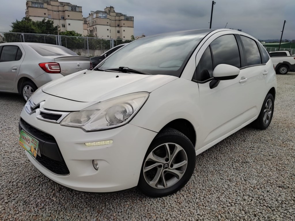 //www.autoline.com.br/carro/citroen/c3-15-tendance-8v-flex-4p-manual/2016/criciuma-sc/23654251