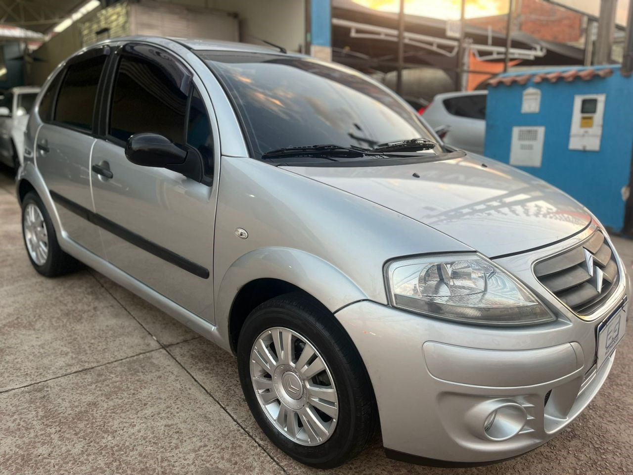 //www.autoline.com.br/carro/citroen/c3-14-glx-8v-flex-4p-manual/2011/campinas-sp/23932067