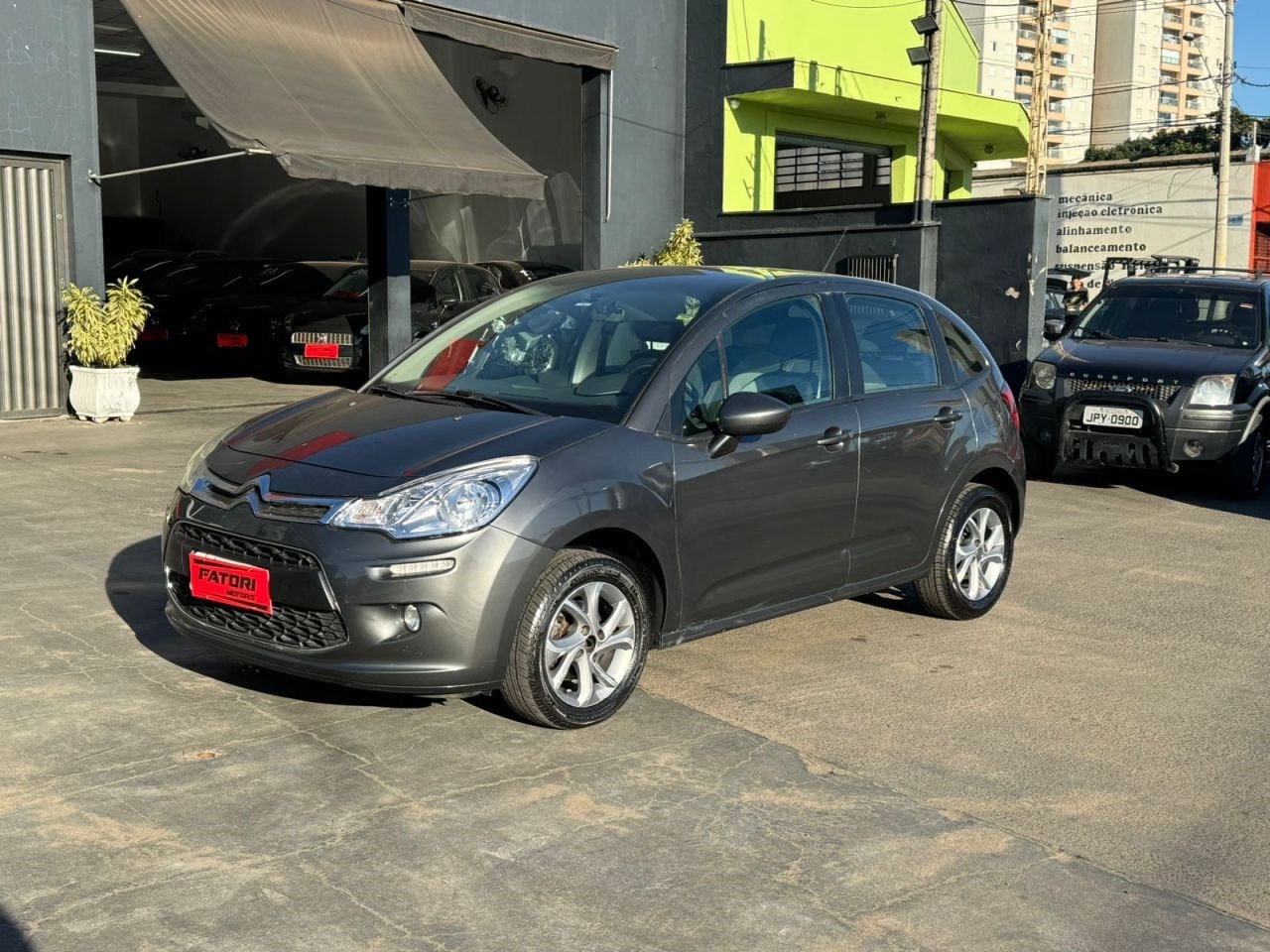 //www.autoline.com.br/carro/citroen/c3-15-tendance-8v-flex-4p-manual/2013/piracicaba-sp/24283877