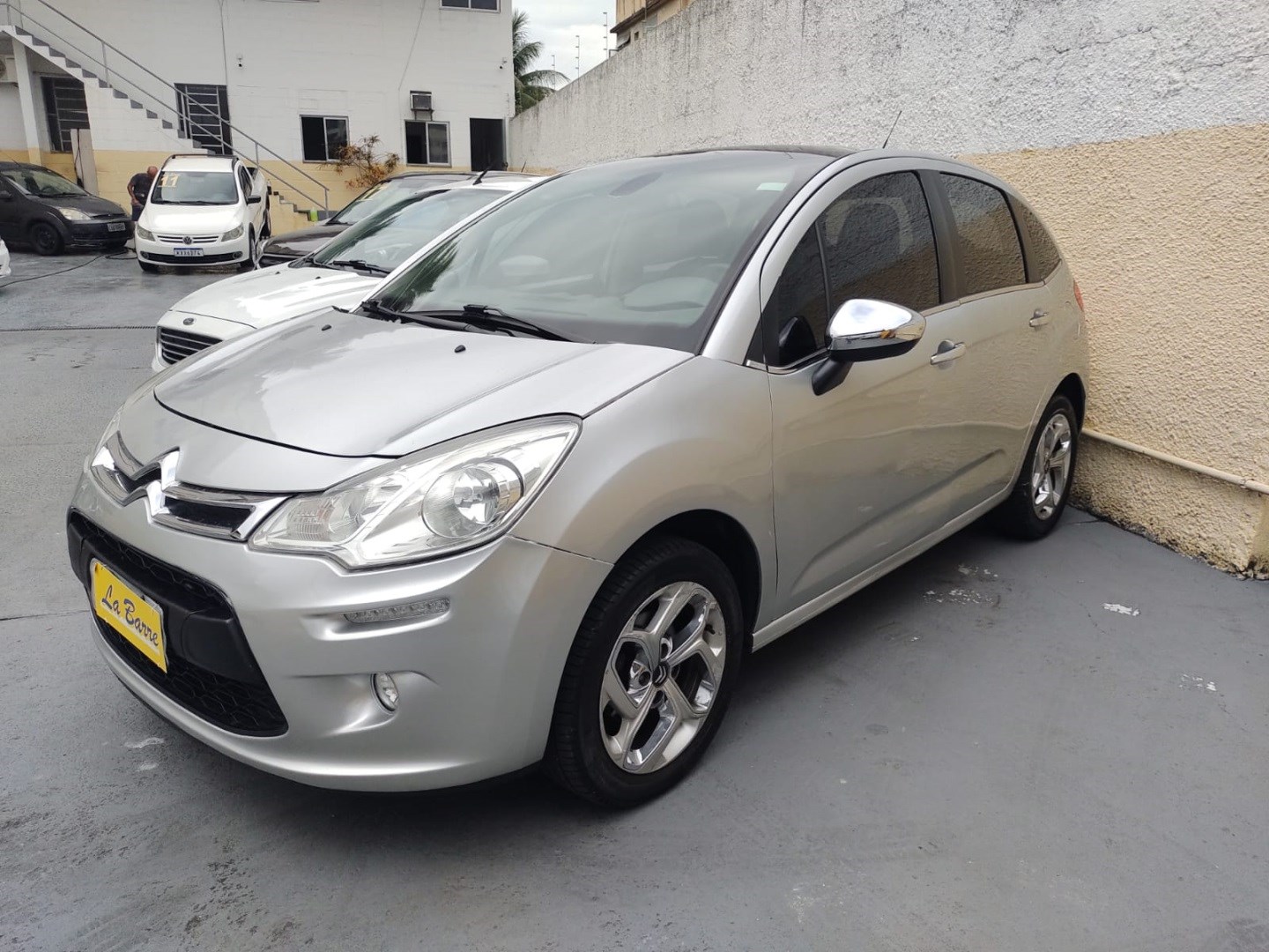//www.autoline.com.br/carro/citroen/c3-16-120-exclusive-16v-flex-4p-automatico/2013/rio-de-janeiro-rj/24290851
