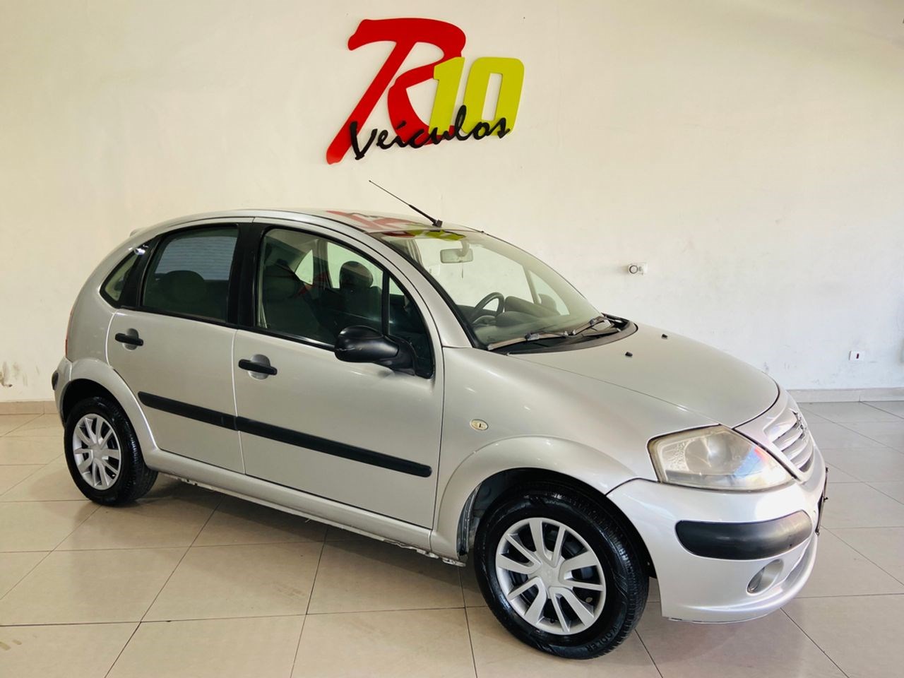 //www.autoline.com.br/carro/citroen/c3-14-glx-8v-flex-4p-manual/2008/barueri-sp/24365384