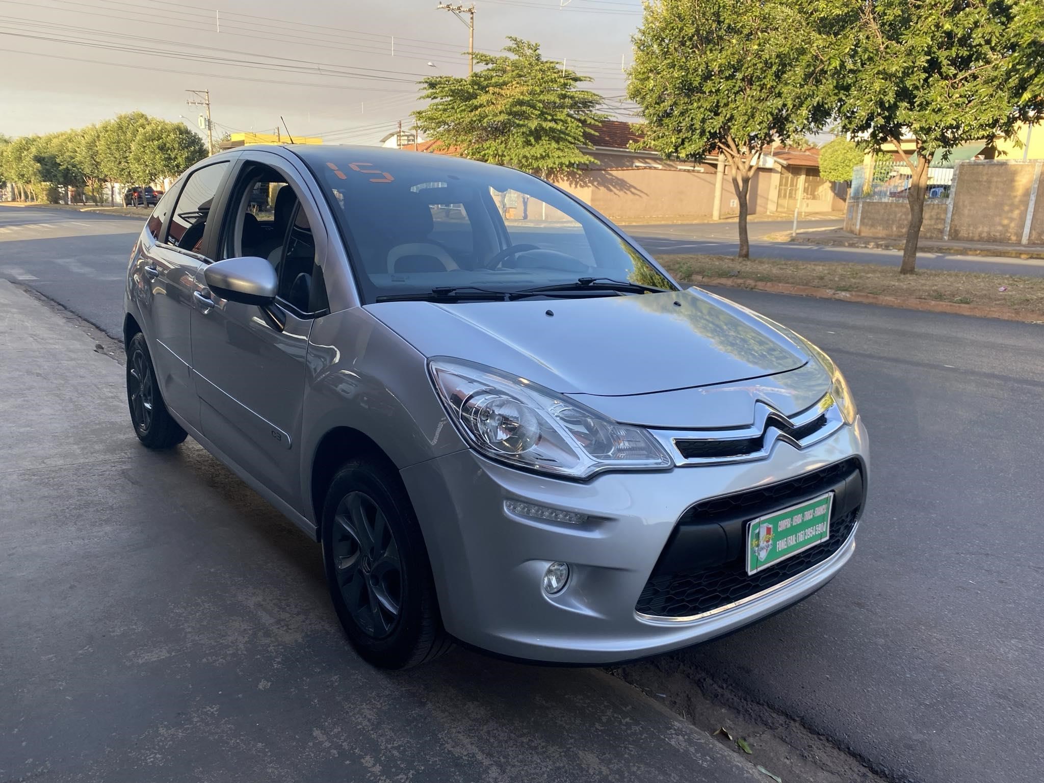 //www.autoline.com.br/carro/citroen/c3-16-120-tendance-16v-flex-4p-automatico/2015/santa-rosa-de-viterbo-sp/24379522