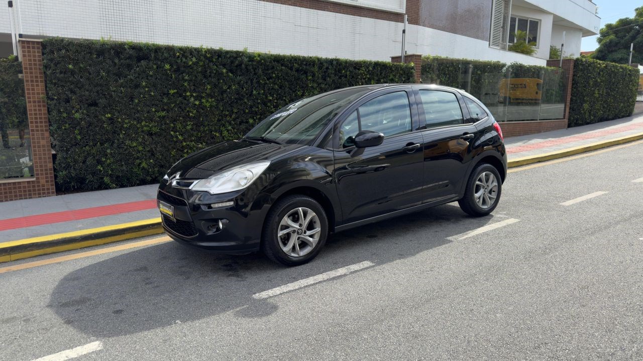 //www.autoline.com.br/carro/citroen/c3-15-tendance-8v-flex-4p-manual/2013/sao-jose-sc/24483228