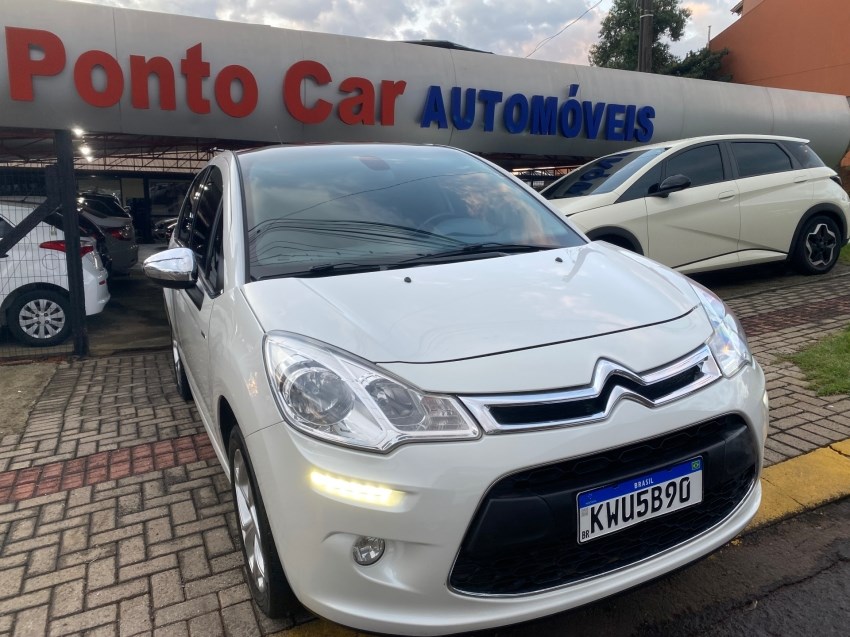 //www.autoline.com.br/carro/citroen/c3-15-exclusive-8v-flex-4p-manual/2015/chapeco-sc/24500437