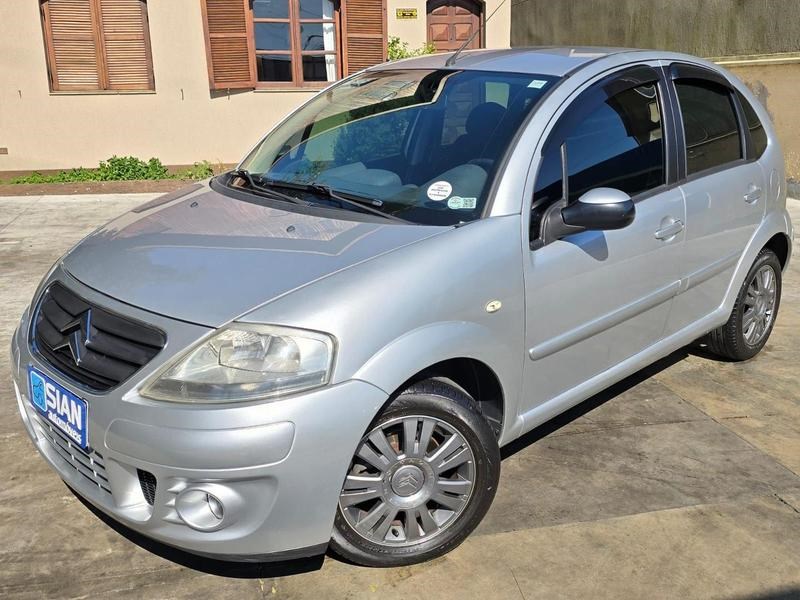 //www.autoline.com.br/carro/citroen/c3-14-glx-8v-flex-4p-manual/2011/curitiba-pr/24633410