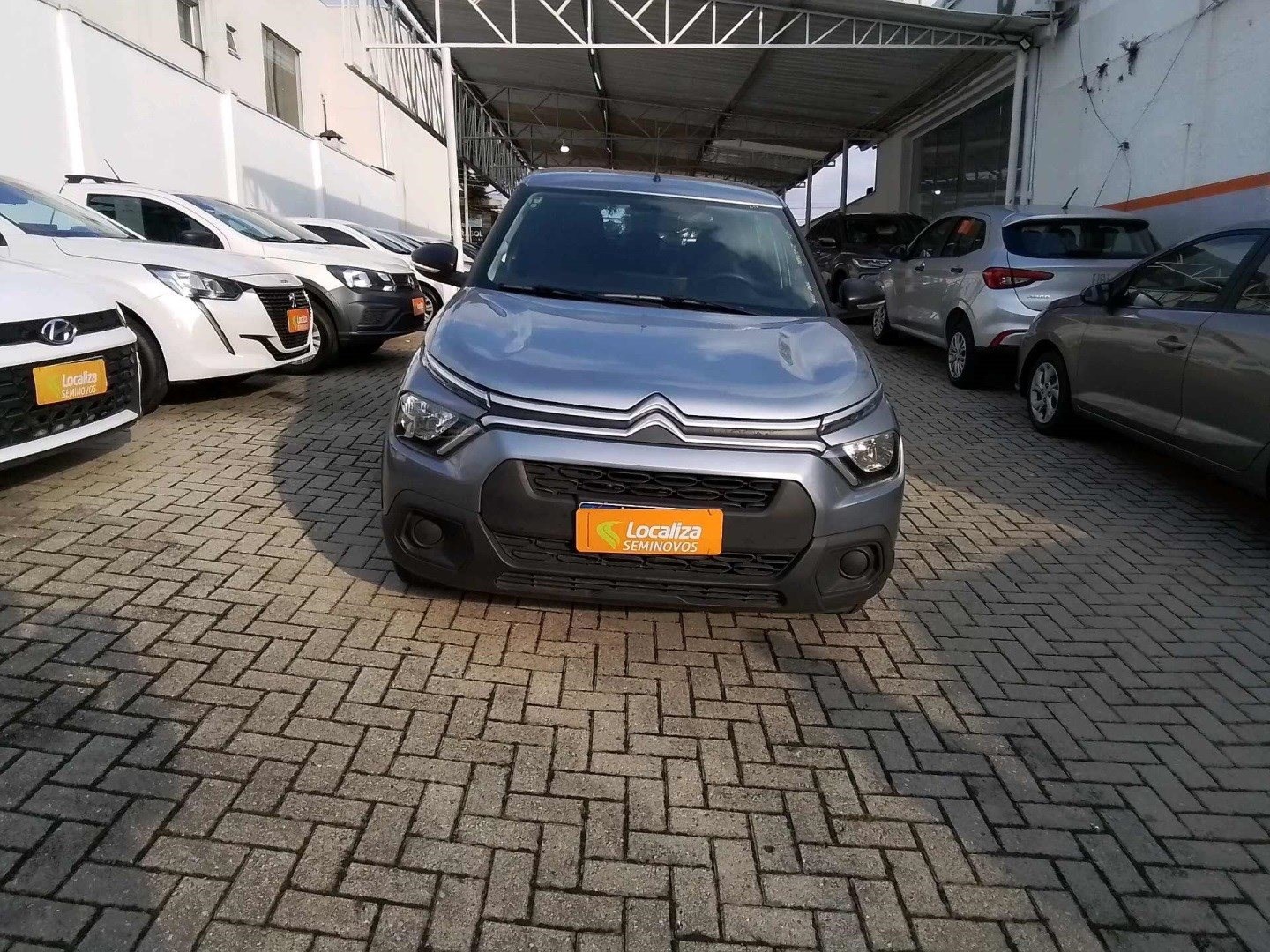 //www.autoline.com.br/carro/citroen/c3-10-live-pack-6v-flex-4p-manual/2023/curitiba-pr/24776161
