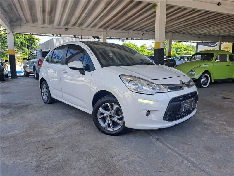//www.autoline.com.br/carro/citroen/c3-15-tendance-8v-flex-4p-manual/2014/rio-de-janeiro-rj/24839871