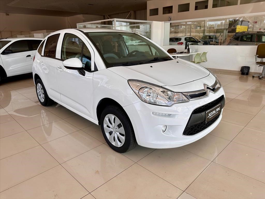 //www.autoline.com.br/carro/citroen/c3-12-attraction-12v-flex-4p-manual/2019/brasilia-df/24892257
