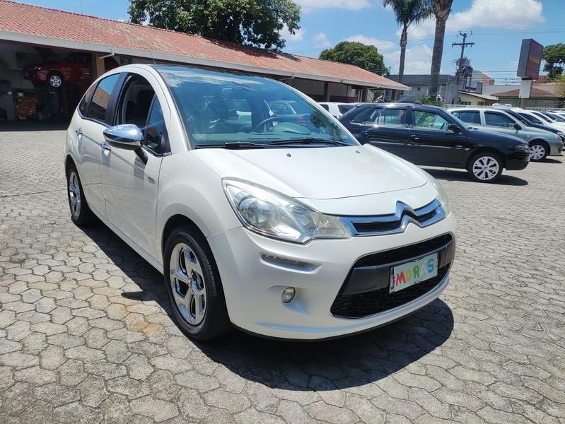 //www.autoline.com.br/carro/citroen/c3-16-120-exclusive-16v-flex-4p-automatico/2013/curitiba-pr/24912829