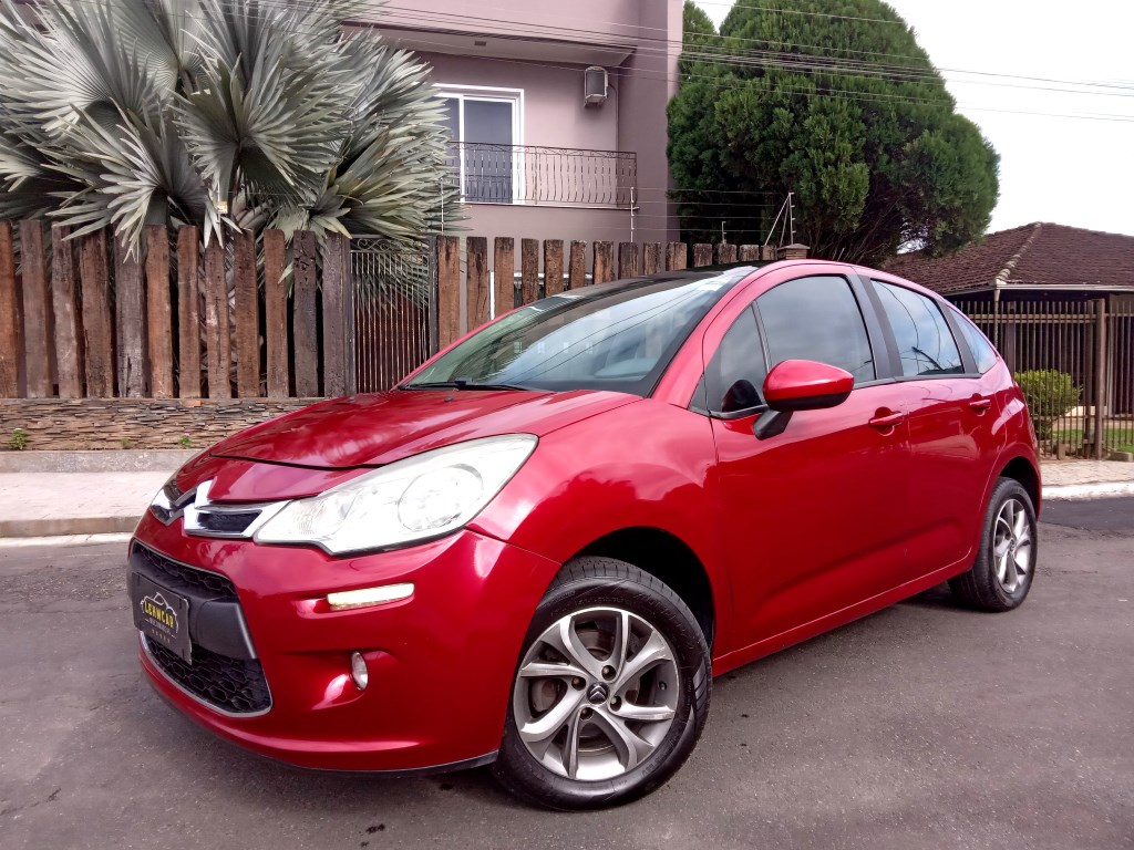 //www.autoline.com.br/carro/citroen/c3-16-120-tendance-16v-flex-4p-automatico/2015/joinville-sc/24959601