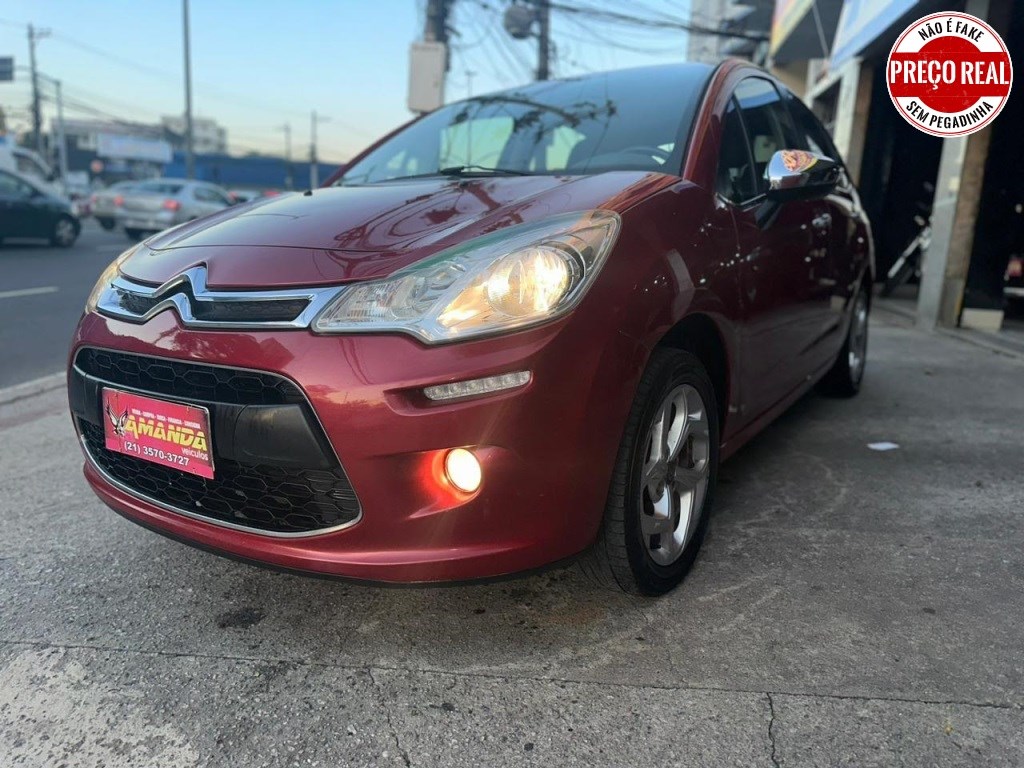 //www.autoline.com.br/carro/citroen/c3-15-exclusive-8v-flex-4p-manual/2015/rio-de-janeiro-rj/25013701