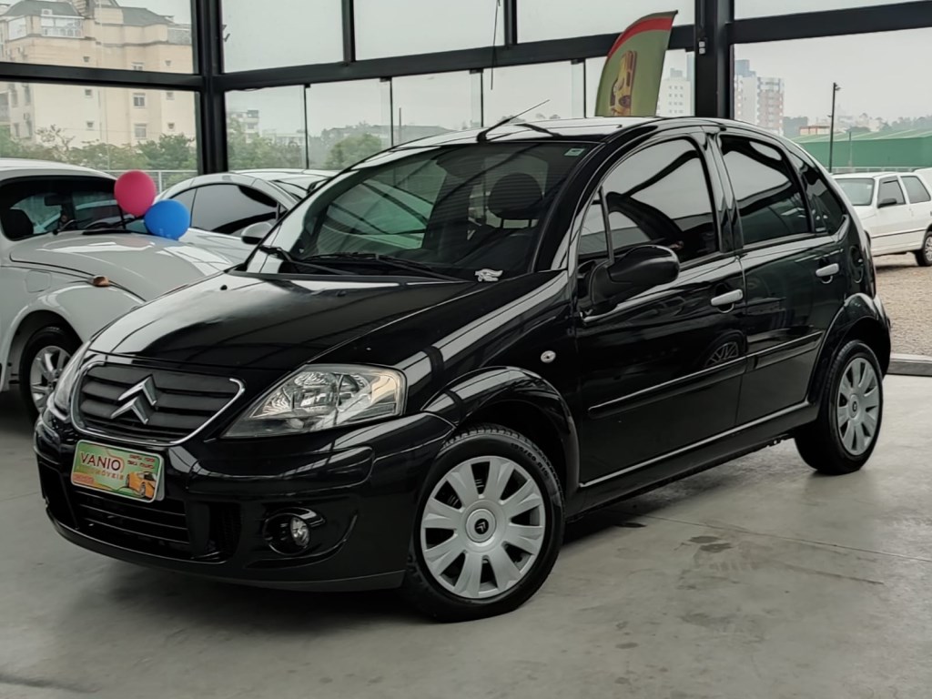 //www.autoline.com.br/carro/citroen/c3-16-exclusive-16v-flex-4p-automatico/2010/criciuma-sc/25025139