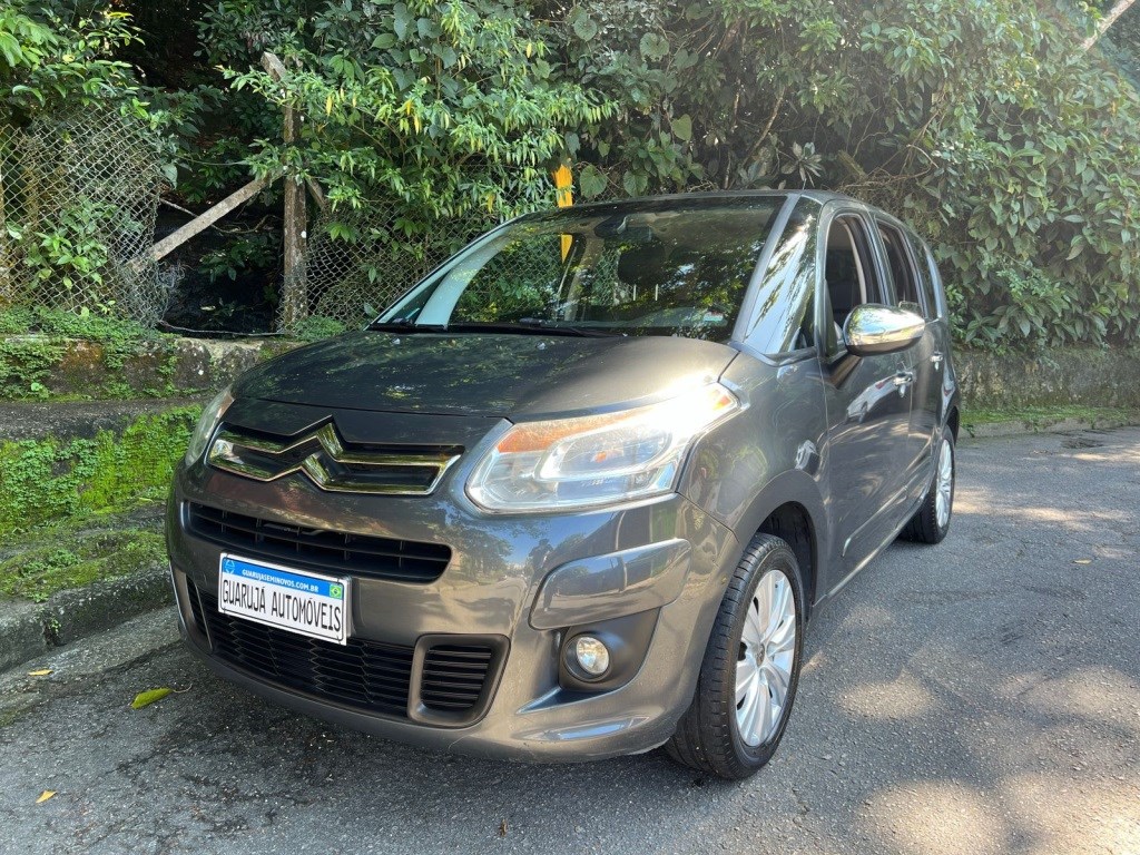 //www.autoline.com.br/carro/citroen/c3-picasso-16-120-exclusive-16v-flex-4p-automatico/2014/guaruja-sp/23543855