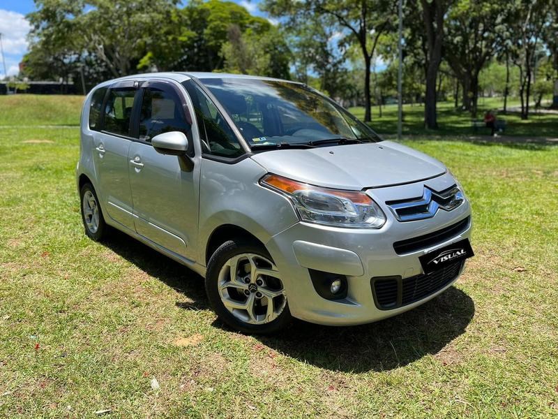 //www.autoline.com.br/carro/citroen/c3-picasso-15-tendance-8v-flex-4p-manual/2015/sao-jose-dos-campos-sp/23980065
