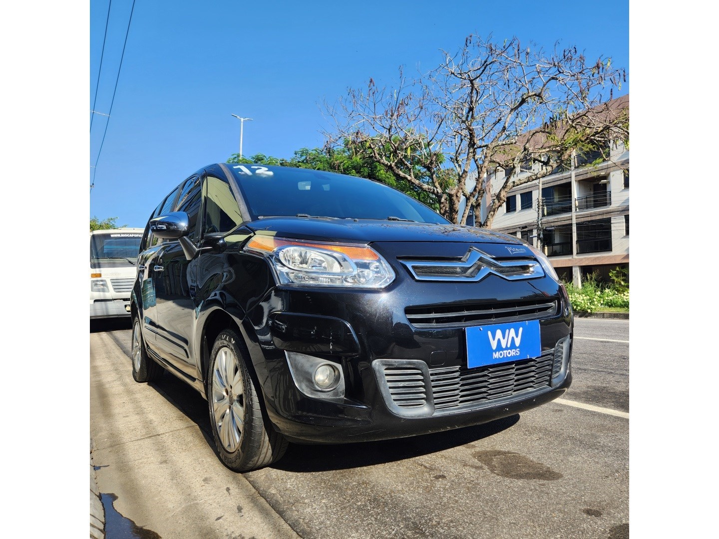 //www.autoline.com.br/carro/citroen/c3-picasso-16-exclusive-16v-flex-4p-automatico/2012/campos-dos-goytacazes-rj/24379768